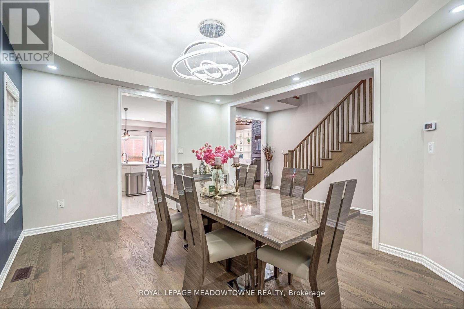 1029 Barton Way, Innisfil, Ontario  L9S 4R7 - Photo 8 - N12771844