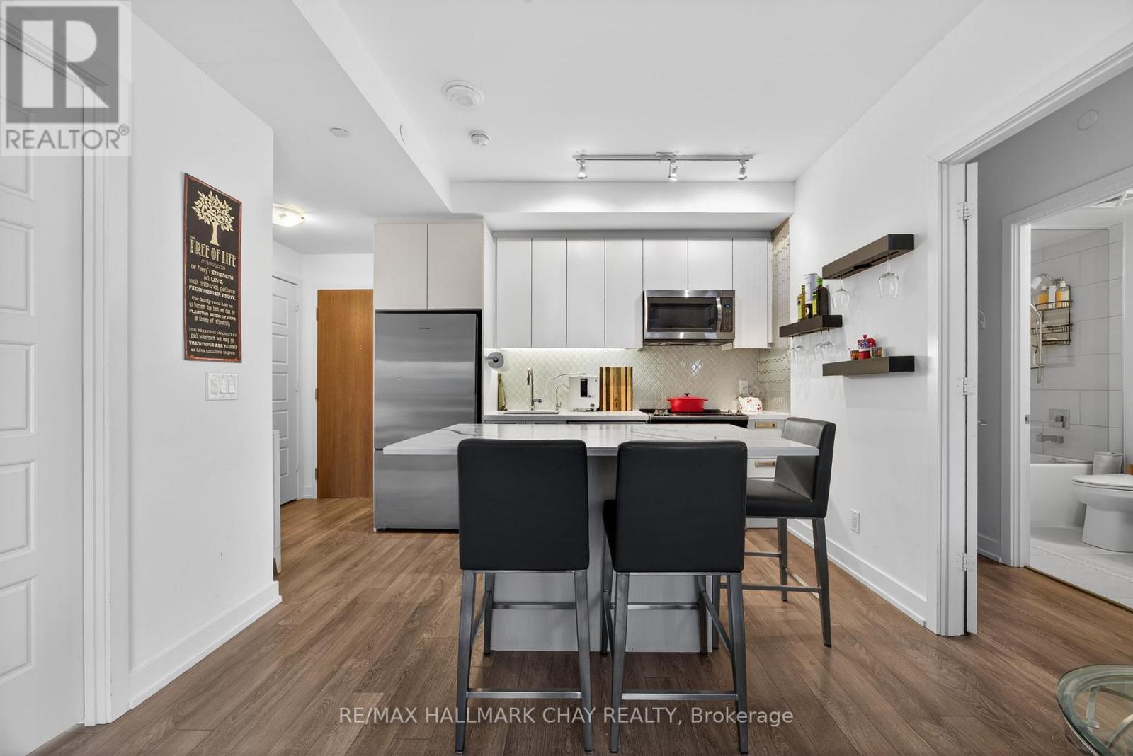 C315 - 301 Sea Ray Avenue, Innisfil, Ontario  L9S 0L8 - Photo 7 - N12771856