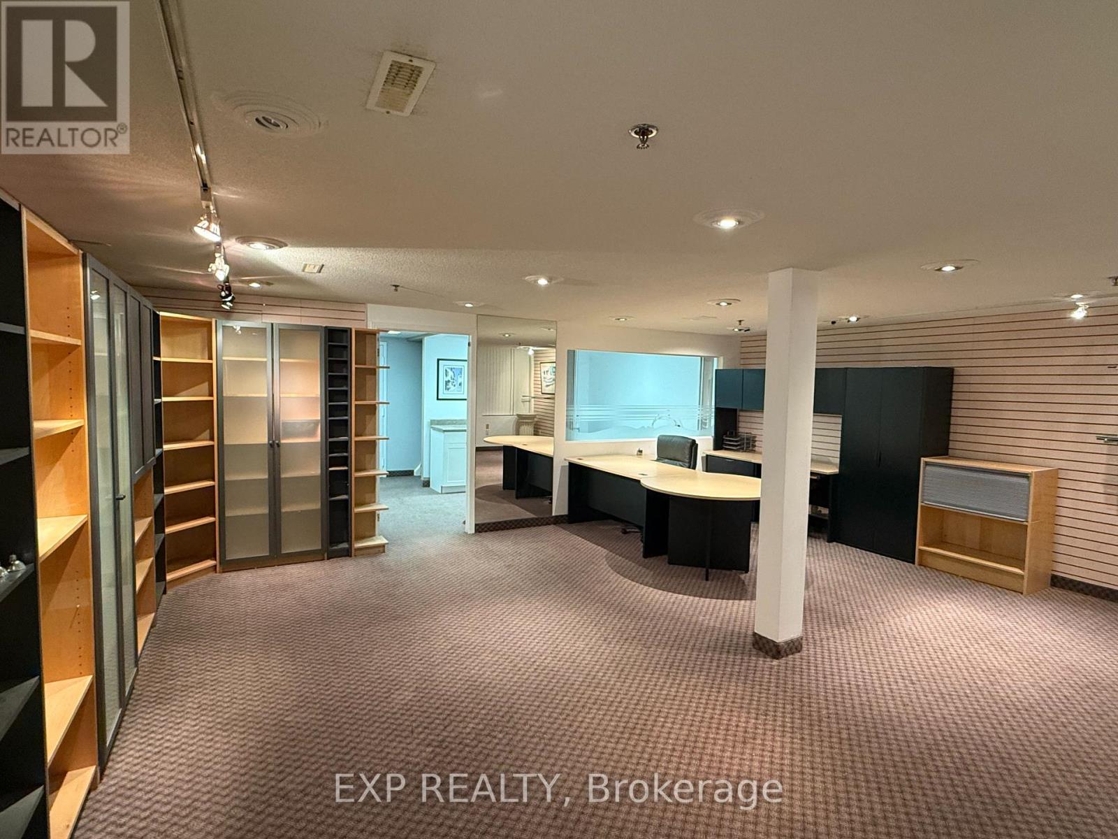 17 - 75 East Beaver Creek Road W, Richmond Hill, Ontario  L4B 1B8 - Photo 3 - N12771866