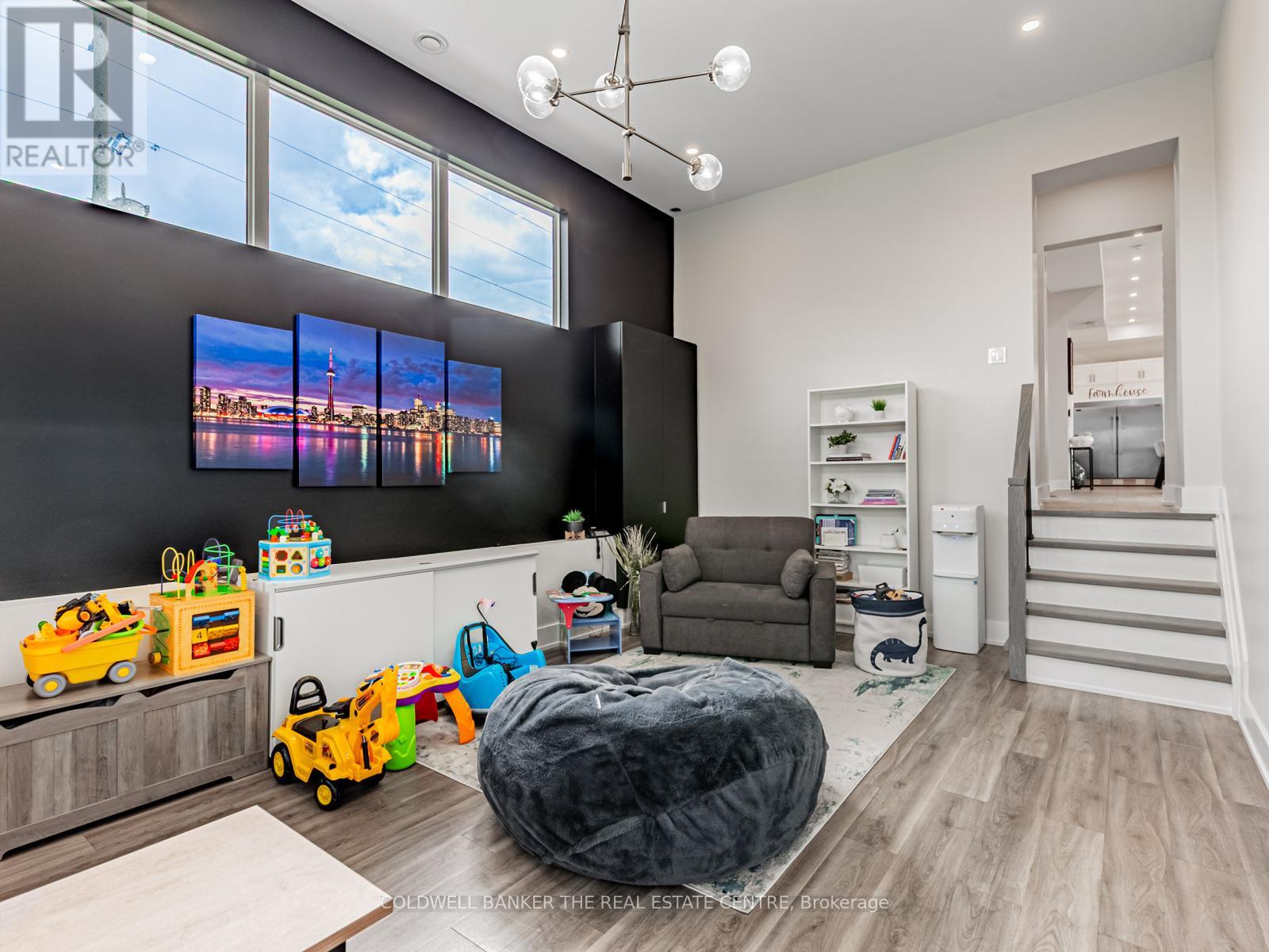 2166 10th Side Road, Bradford West Gwillimbury, Ontario  L3Z 2K9 - Photo 10 - N12771904