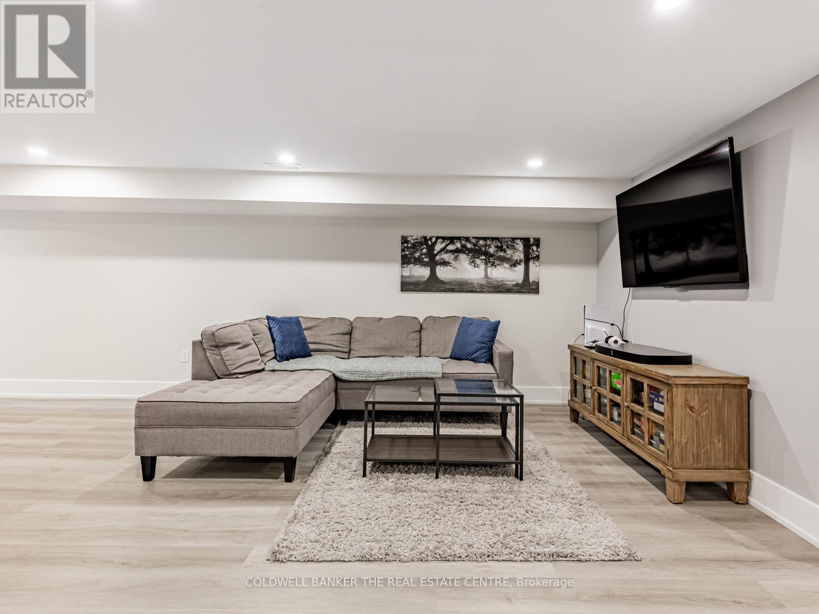 2166 10th Side Road, Bradford West Gwillimbury, Ontario  L3Z 2K9 - Photo 27 - N12771904