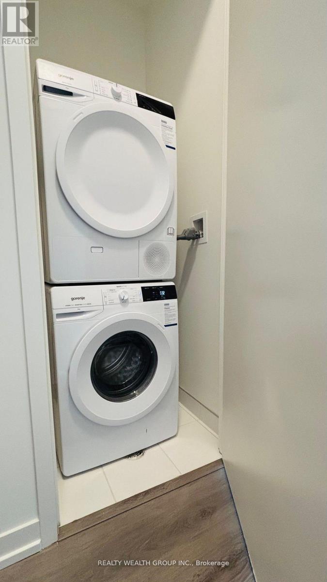 3103 - 28 Interchange Way, Vaughan, Ontario  L4K 0P8 - Photo 33 - N12771952