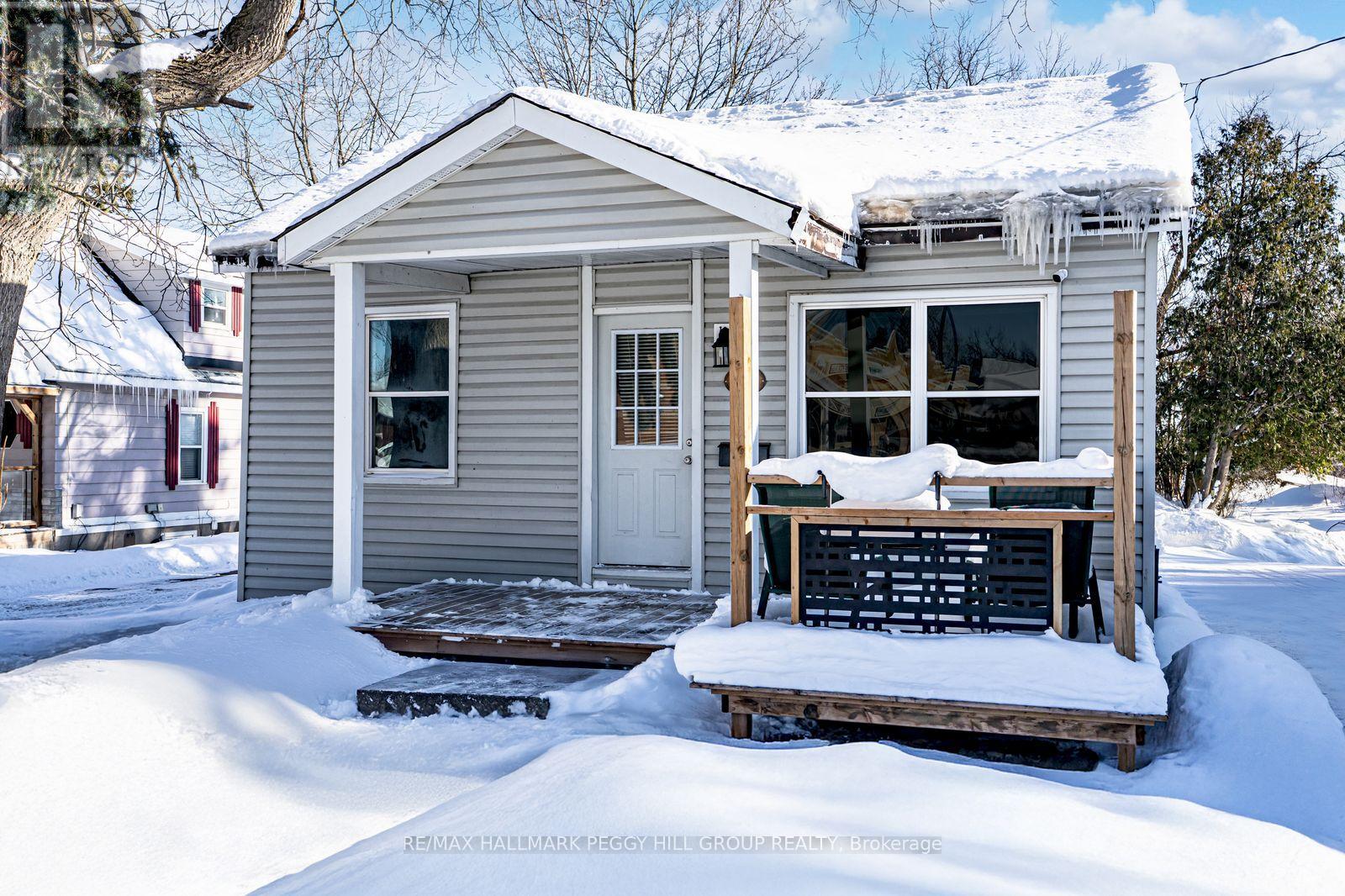 221 BARRIE ROAD, Orillia, Ontario