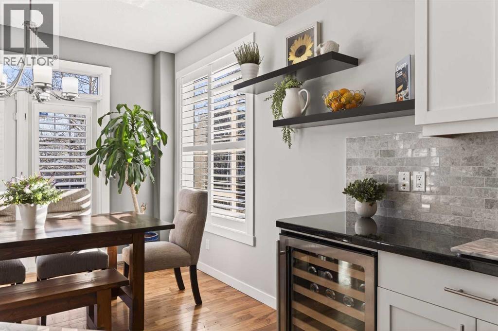 4 Cougarstone Square Sw, Calgary, Alberta  T3H 5J3 - Photo 16 - A2283347