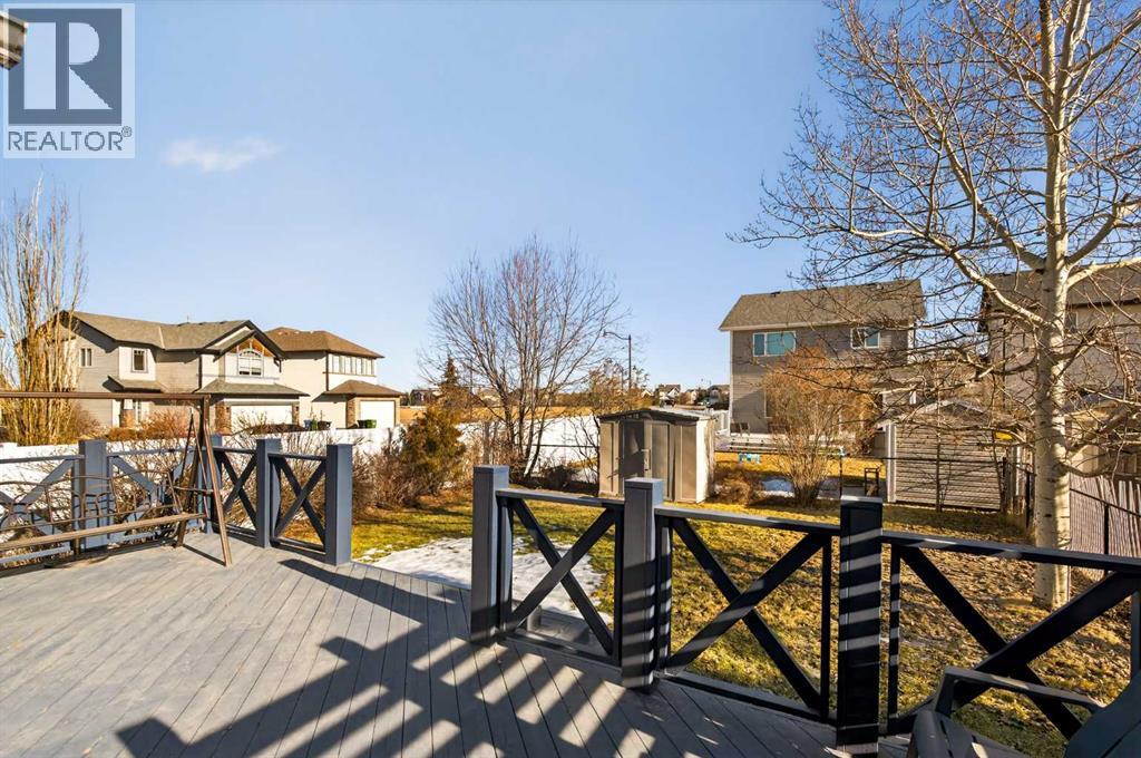 4 Cougarstone Square Sw, Calgary, Alberta  T3H 5J3 - Photo 44 - A2283347