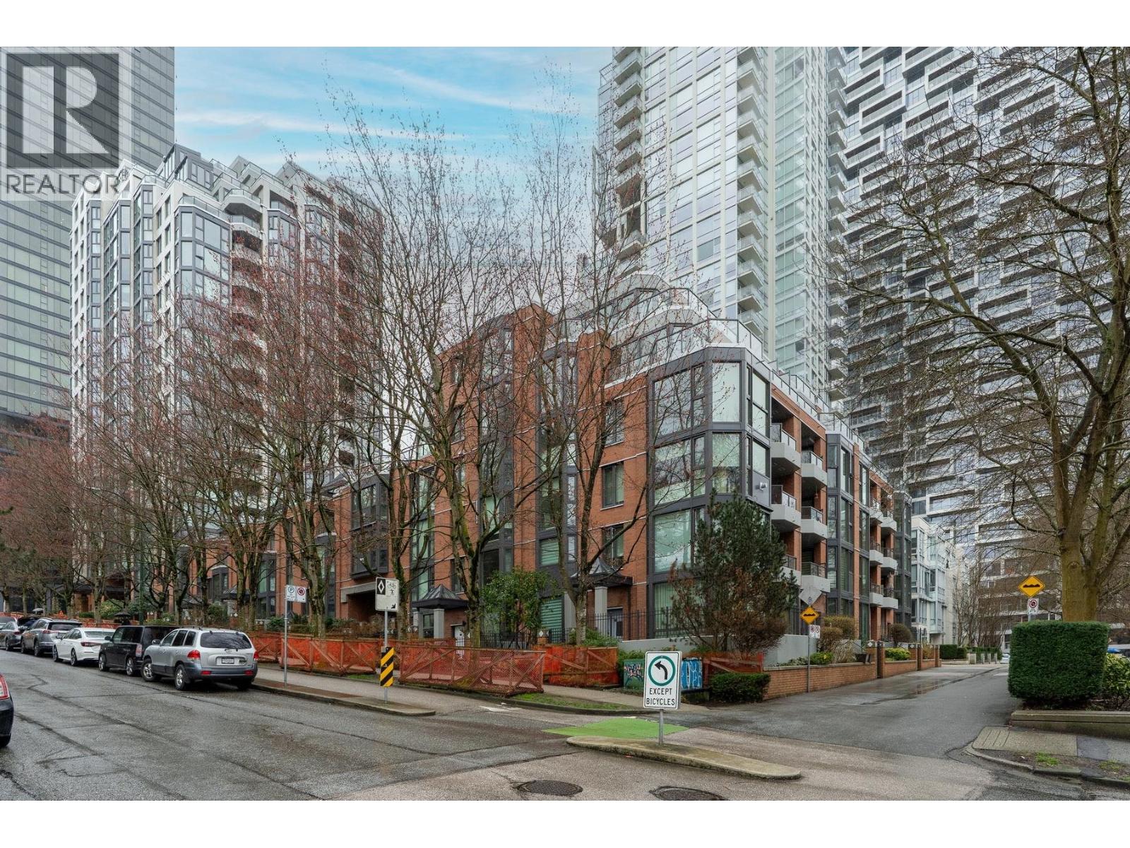303 1488 Hornby Street, Vancouver, British Columbia  V6Z 1X3 - Photo 30 - R3087784