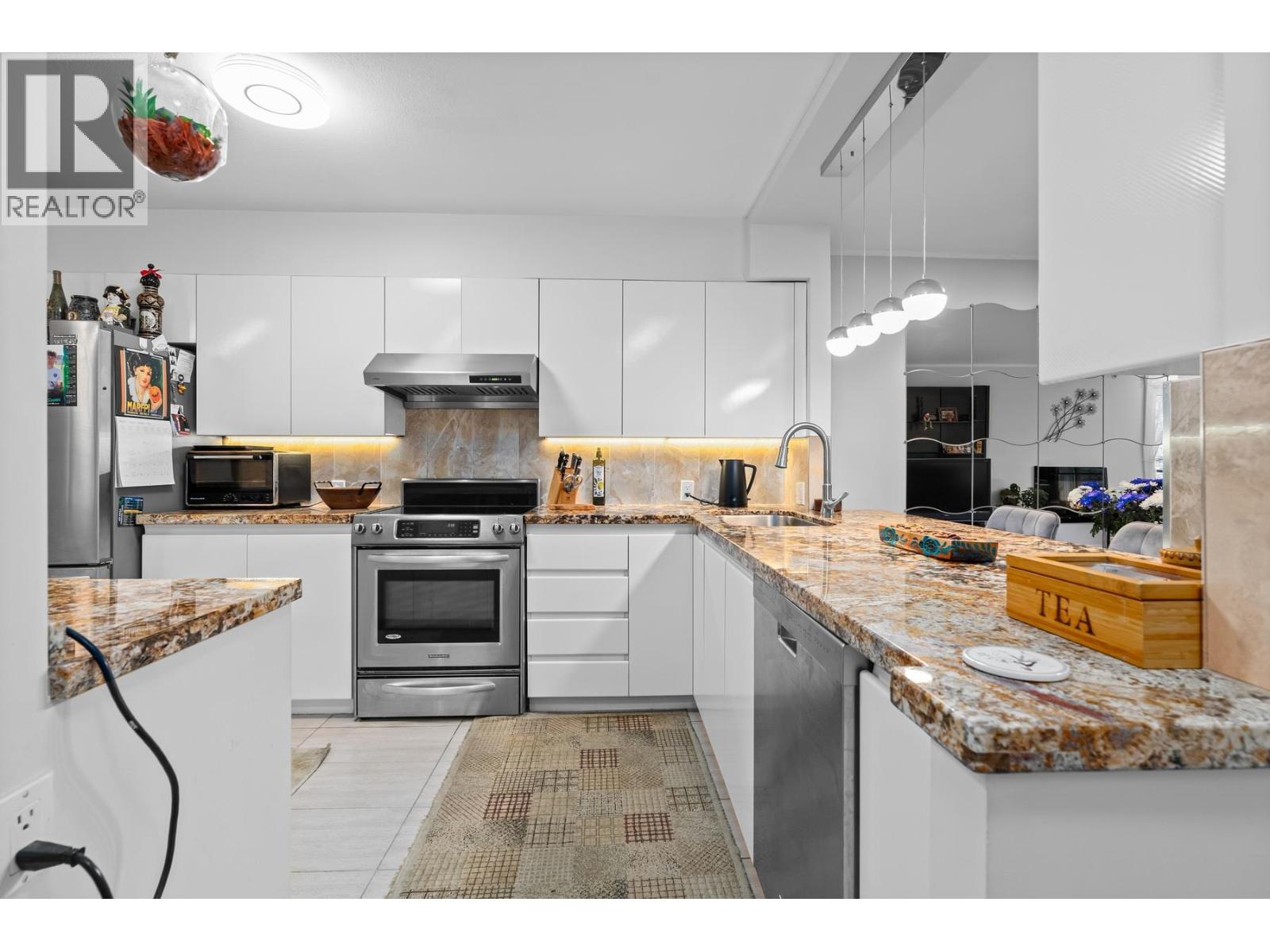 303 1488 Hornby Street, Vancouver, British Columbia  V6Z 1X3 - Photo 6 - R3087784