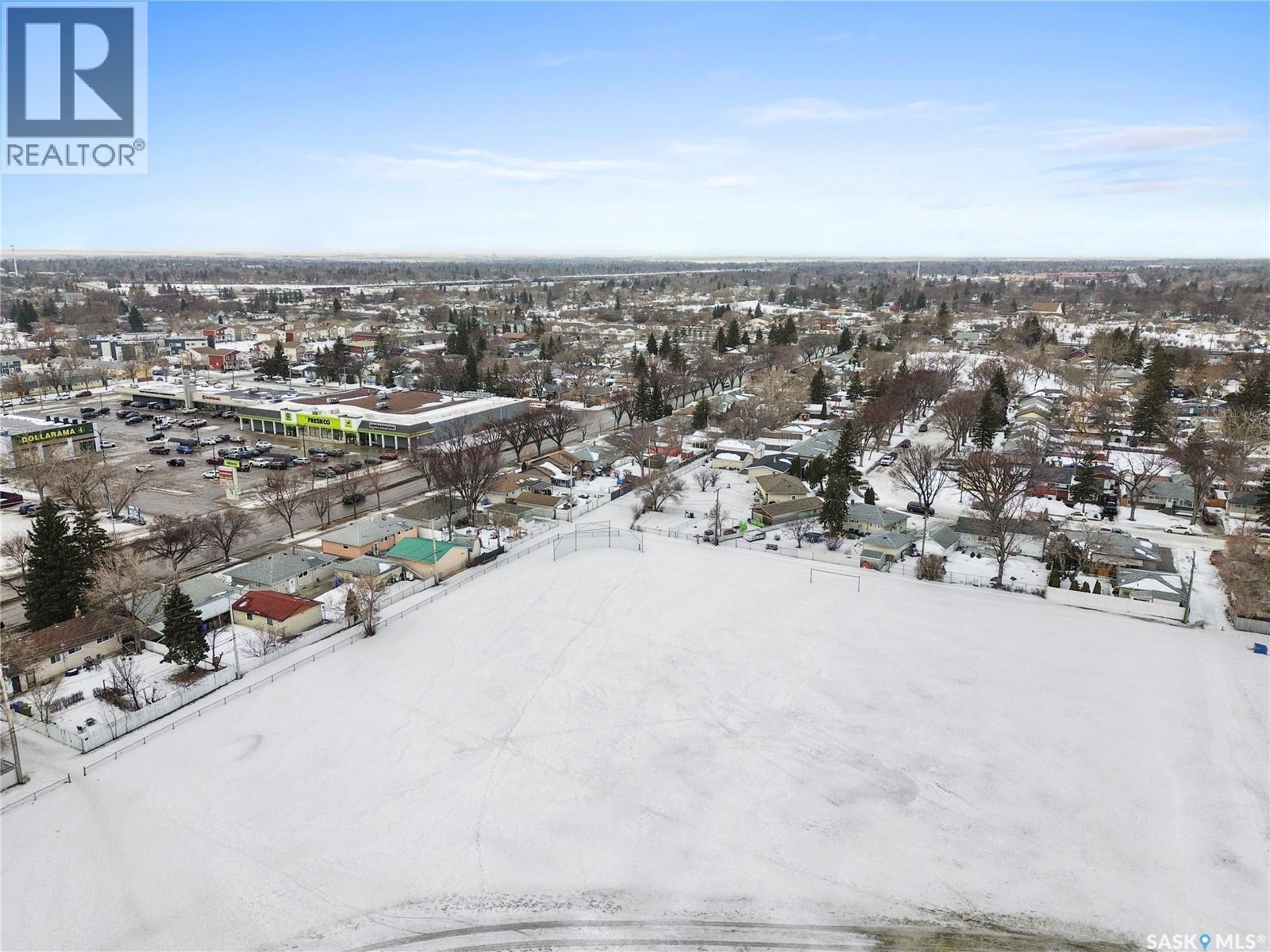 3814 Sherwood Drive, Regina, Saskatchewan  S4R 4A6 - Photo 35 - SK028161