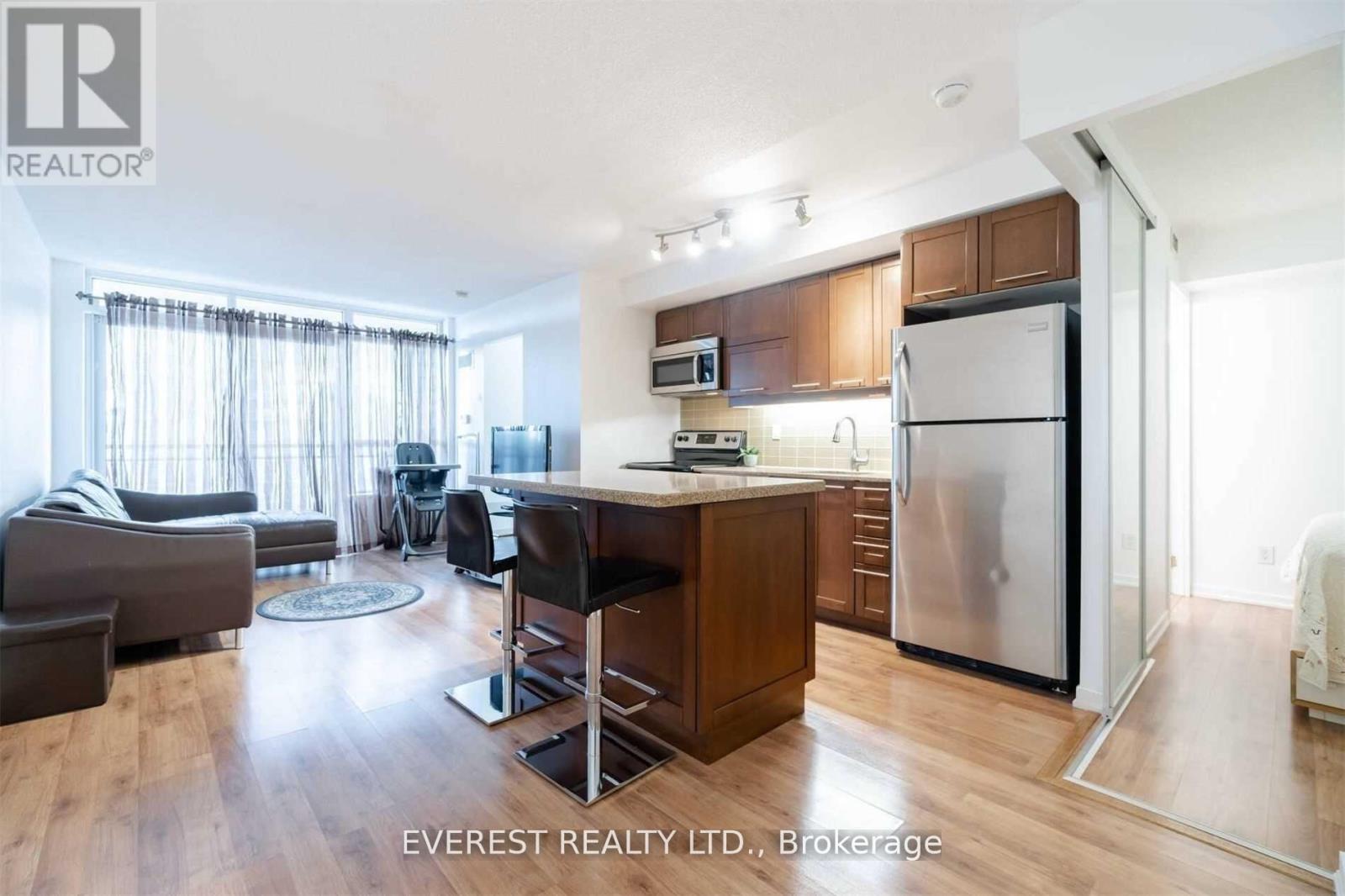 1025 - 38 Joe Shuster Way, Toronto, Ontario  M6K 0A5 - Photo 5 - W12771840