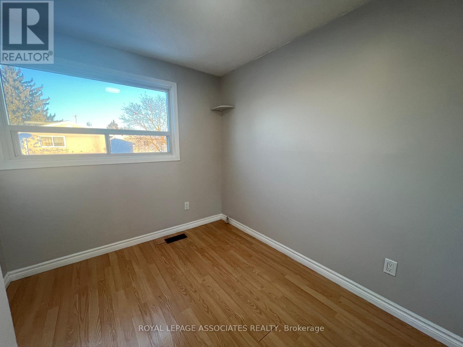 69 Huntingwood Crescent, Brampton, Ontario  L6S 1S5 - Photo 13 - W12771848