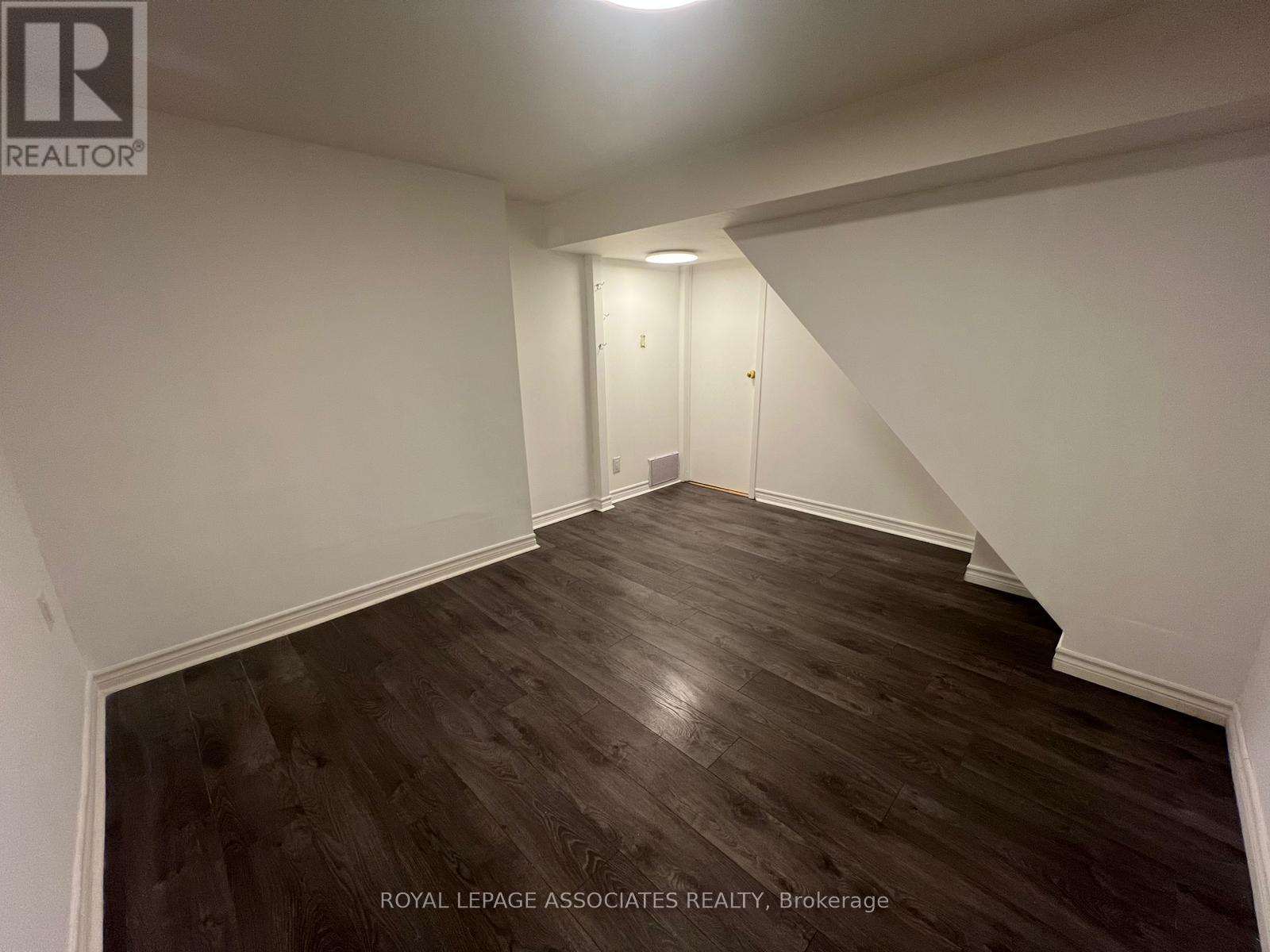 69 Huntingwood Crescent, Brampton, Ontario  L6S 1S5 - Photo 23 - W12771848