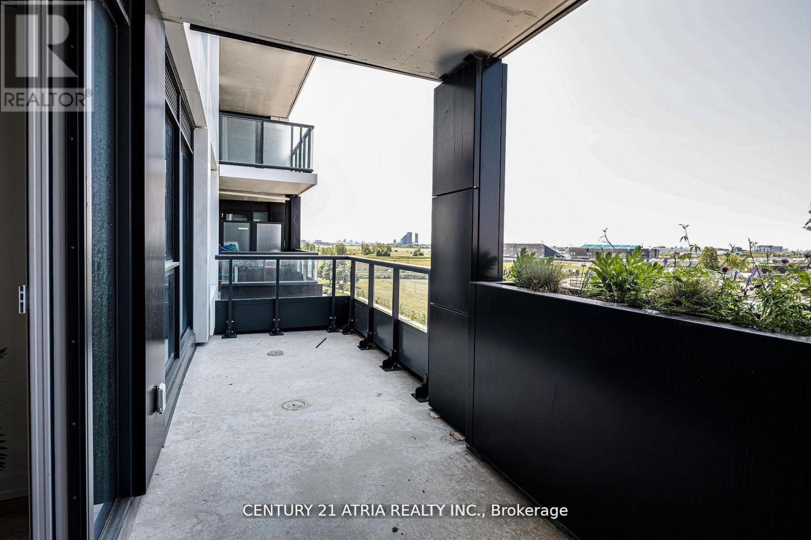 822 - 1100 Sheppard Avenue W, Toronto, Ontario  M3K 0E4 - Photo 18 - W12771914