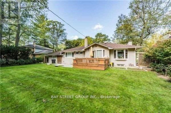 1588 Truscott Drive, Mississauga, Ontario  L5J 1Z4 - Photo 18 - W12771920