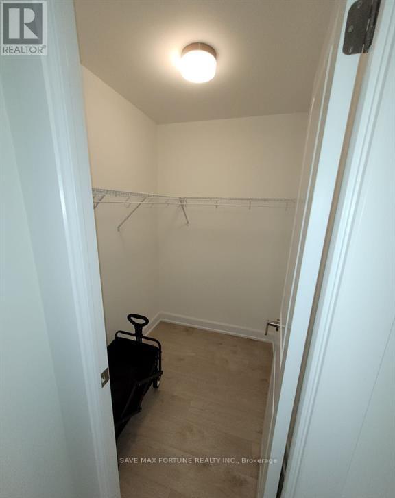 1113 - 3220 William Coltson Avenue N, Oakville, Ontario  L6H 7C2 - Photo 31 - W12771924