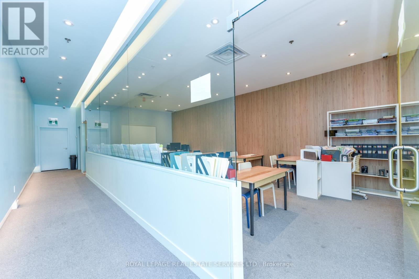 5 - 2275 Britannia Road W, Mississauga, Ontario  L5M 2G6 - Photo 8 - W12771942