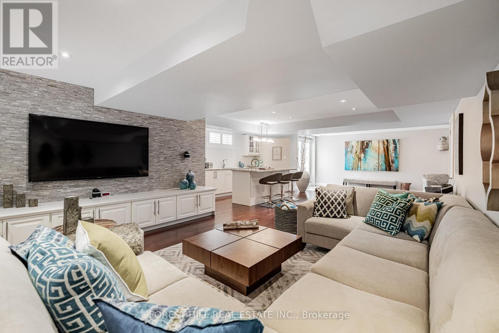 16 Northwood Drive, Toronto, Ontario  M2M 2J8 - Photo 31 - C12766286