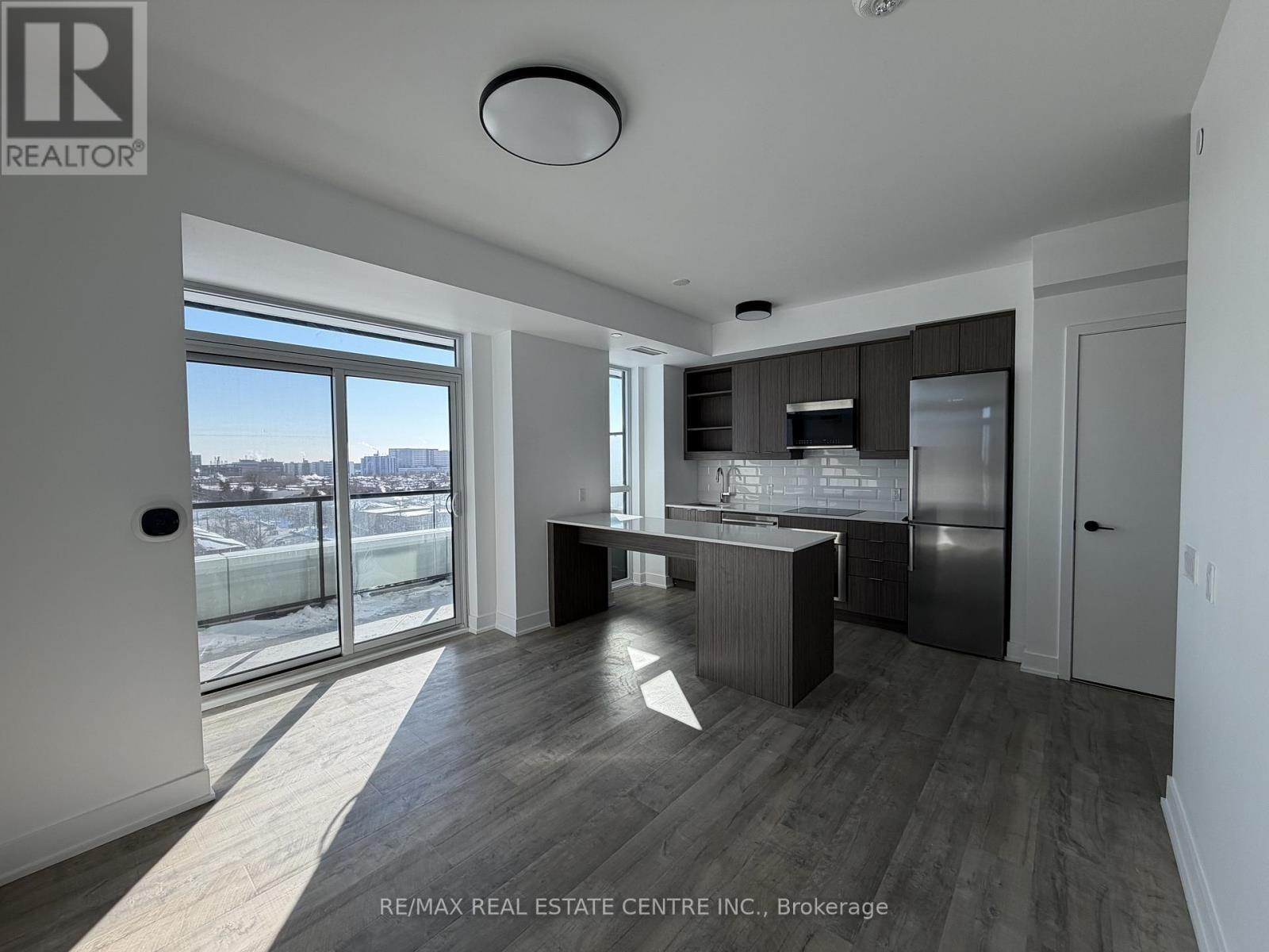 50 George Butchart Drive, Toronto (Downsview-Roding-Cfb), Ontario  M3K 0C9 - Photo 15 - W12746676