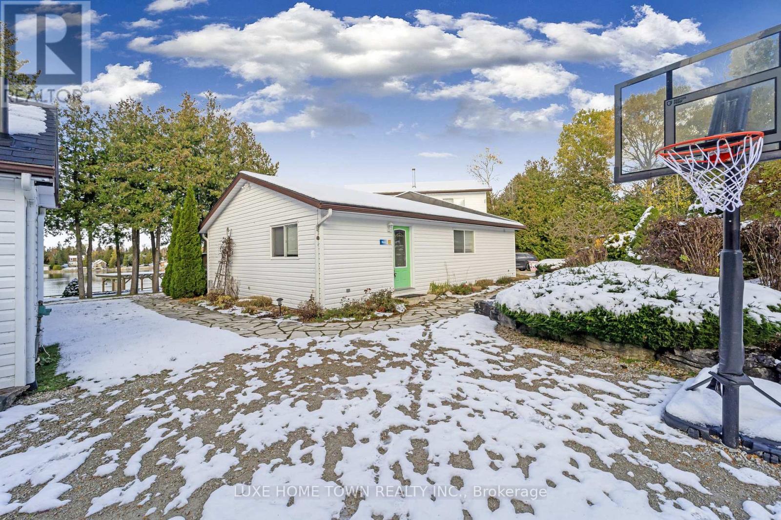 34 Green Cedar Drive N, Northern Bruce Peninsula, Ontario  N0H 1W0 - Photo 10 - X12771830