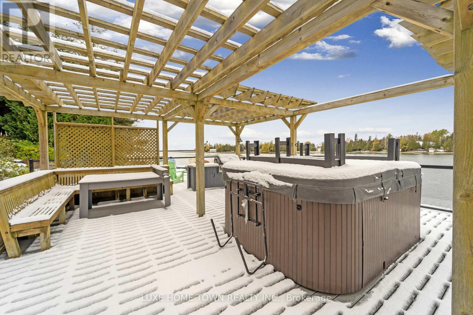 34 Green Cedar Drive N, Northern Bruce Peninsula, Ontario  N0H 1W0 - Photo 13 - X12771830