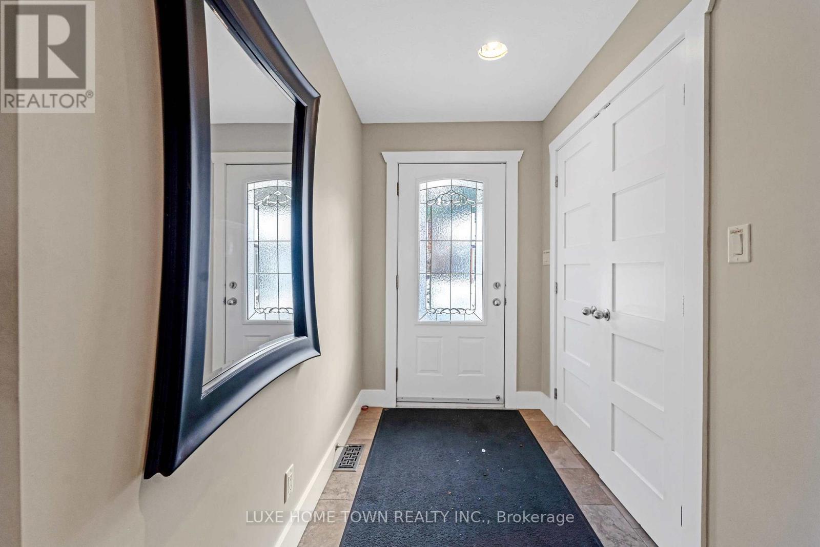 34 Green Cedar Drive N, Northern Bruce Peninsula, Ontario  N0H 1W0 - Photo 14 - X12771830