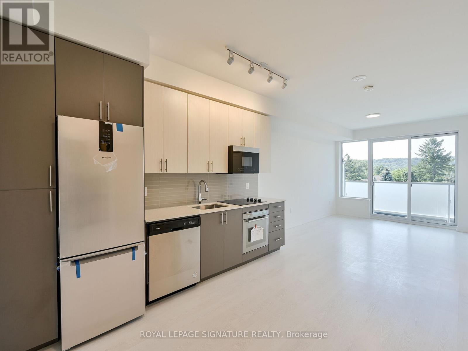 405 - 415 Main Street W, Hamilton, Ontario  L8P 1K5 - Photo 2 - X12771832