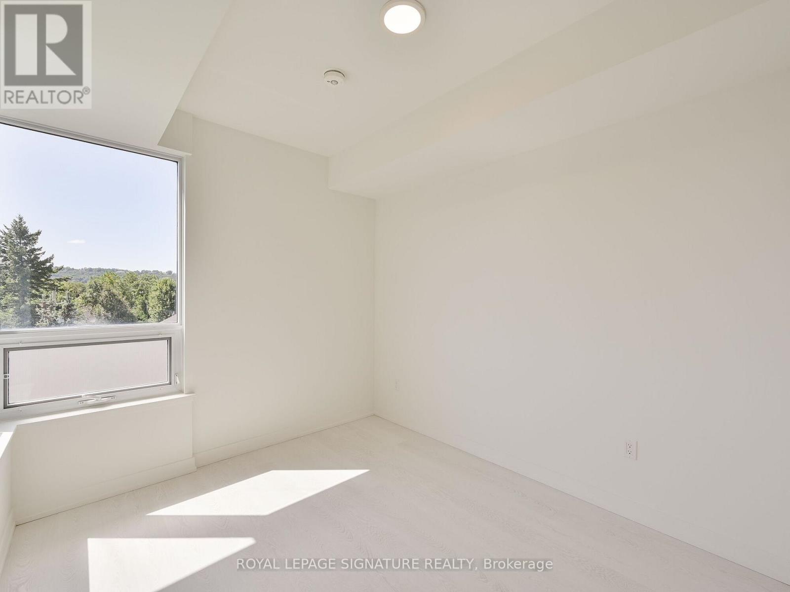 405 - 415 Main Street W, Hamilton, Ontario  L8P 1K5 - Photo 7 - X12771832