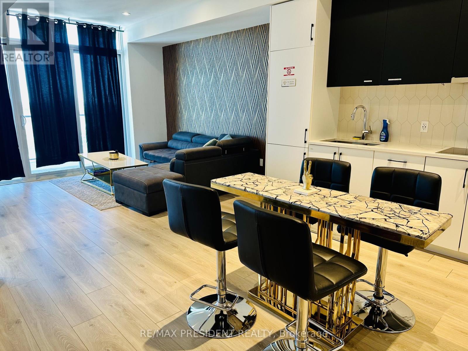 1202 - 741 King Street W, Kitchener, Ontario  N2G 0E9 - Photo 5 - X12771842