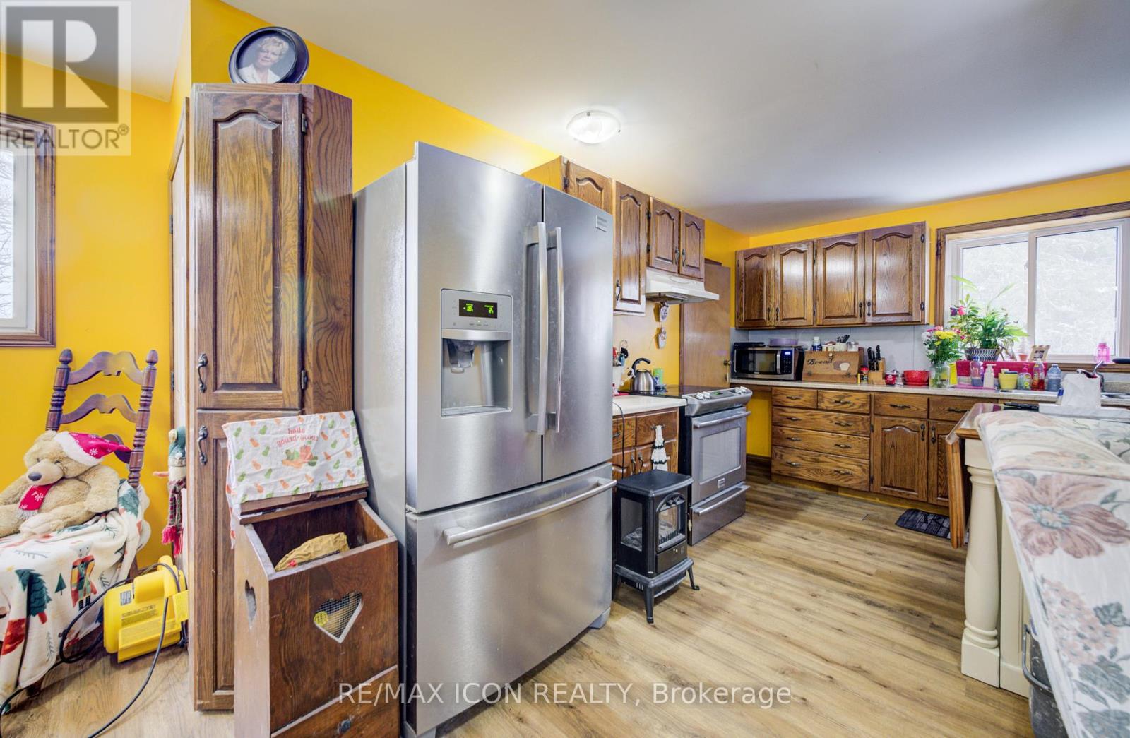 9429 Sally Street, Wellington North, Ontario  N0G 2L0 - Photo 10 - X12771926