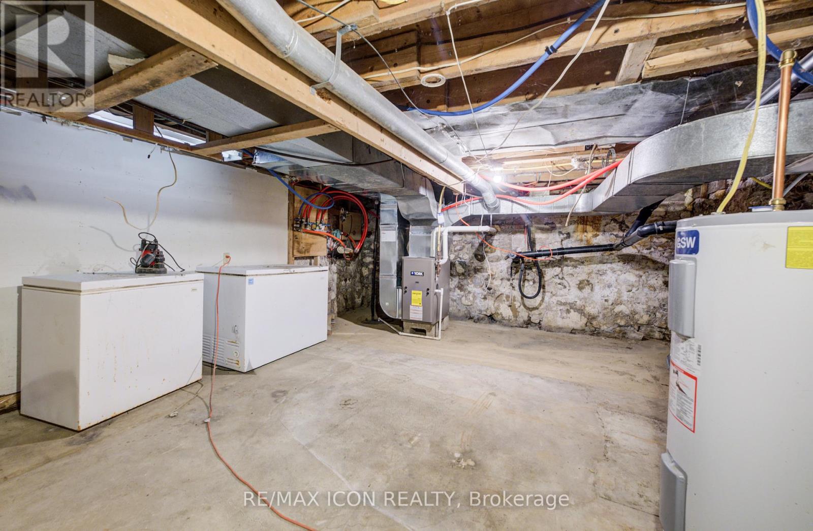 9429 Sally Street, Wellington North, Ontario  N0G 2L0 - Photo 24 - X12771926