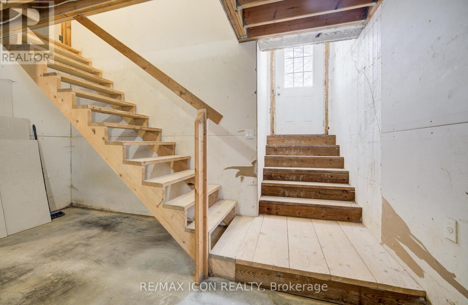 9429 Sally Street, Wellington North, Ontario  N0G 2L0 - Photo 25 - X12771926