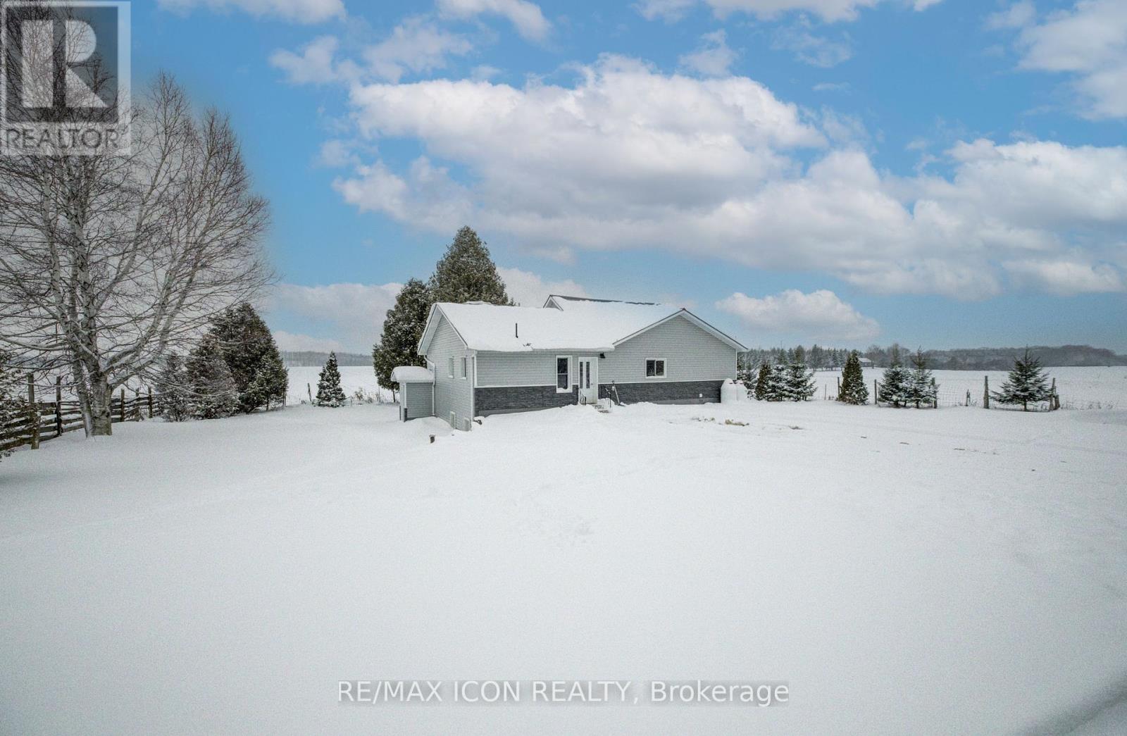 9429 Sally Street, Wellington North, Ontario  N0G 2L0 - Photo 5 - X12771926