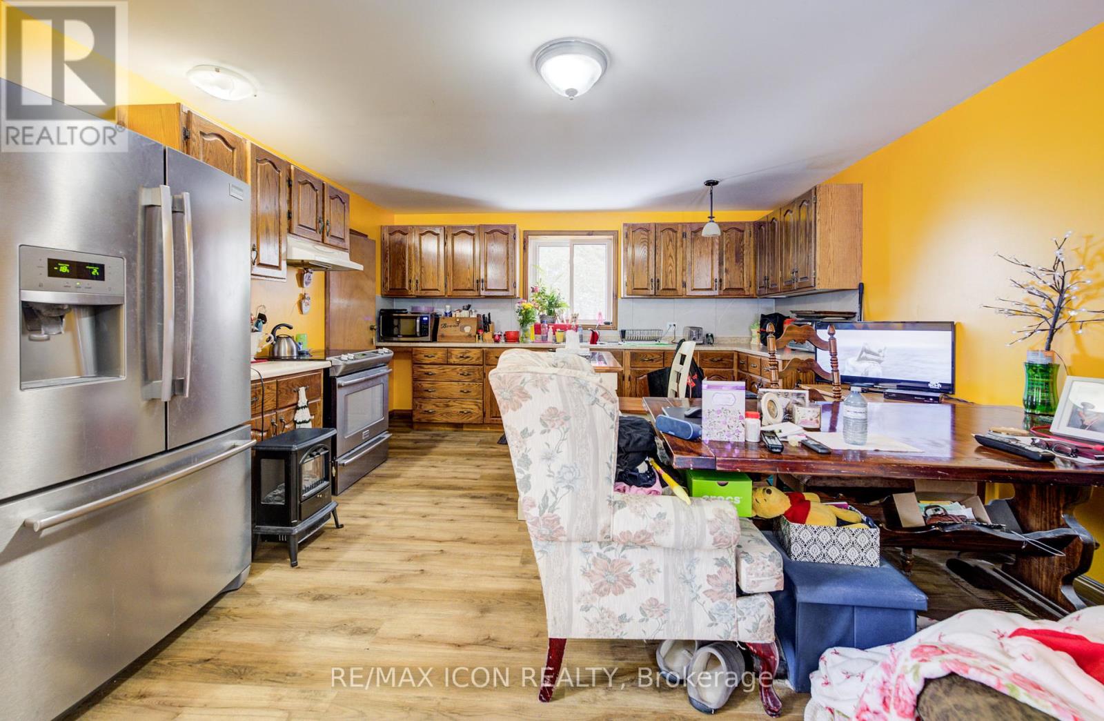 9429 Sally Street, Wellington North, Ontario  N0G 2L0 - Photo 9 - X12771926