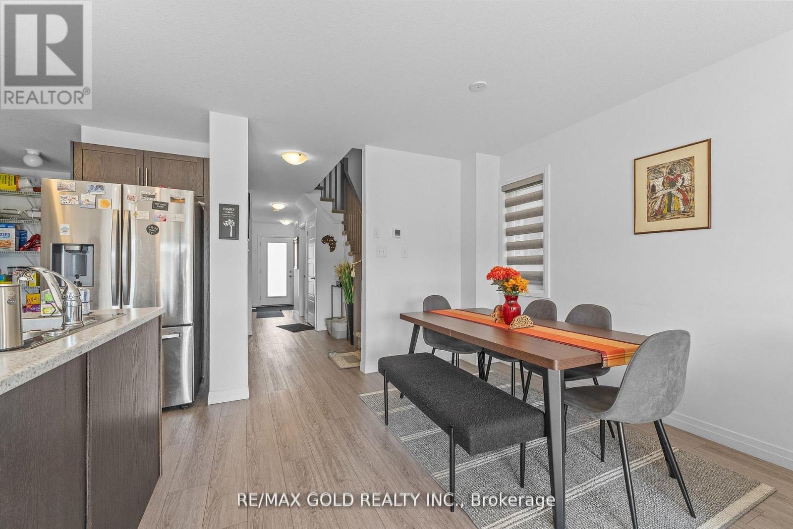 82 Pony Way, Kitchener, Ontario  N2R 0R2 - Photo 11 - X12771936