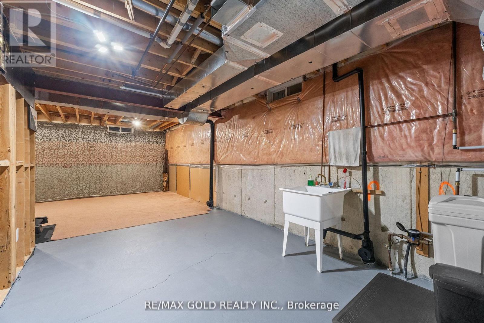 82 Pony Way, Kitchener, Ontario  N2R 0R2 - Photo 36 - X12771936