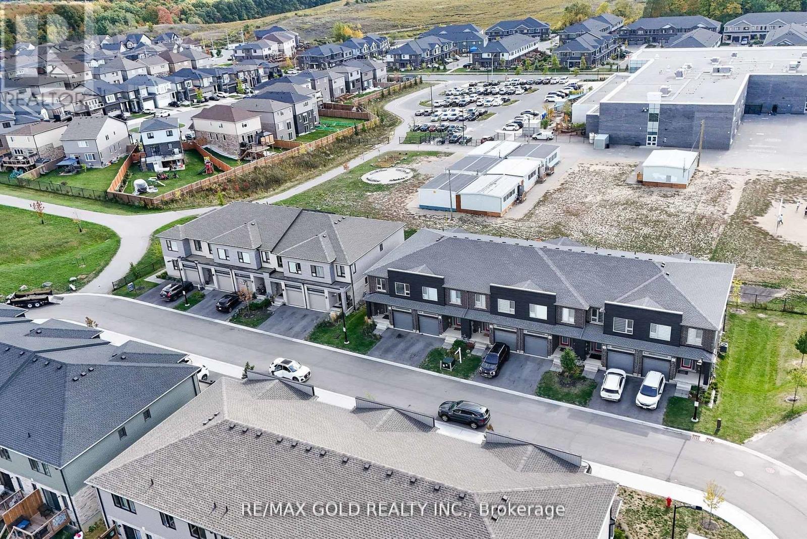 82 Pony Way, Kitchener, Ontario  N2R 0R2 - Photo 44 - X12771936