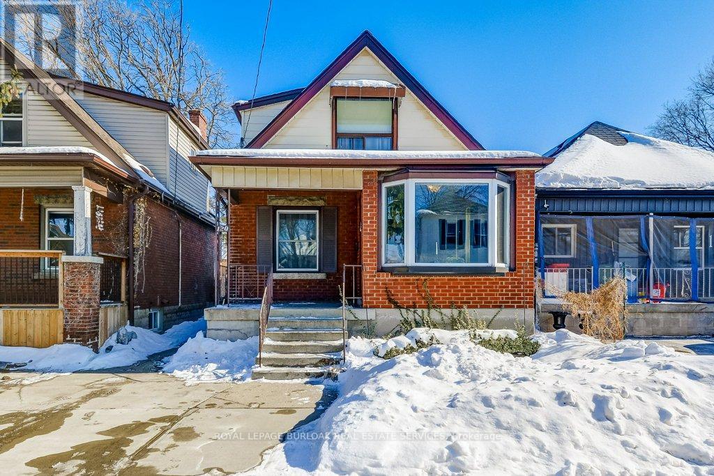 120 COPE STREET, Hamilton, Ontario