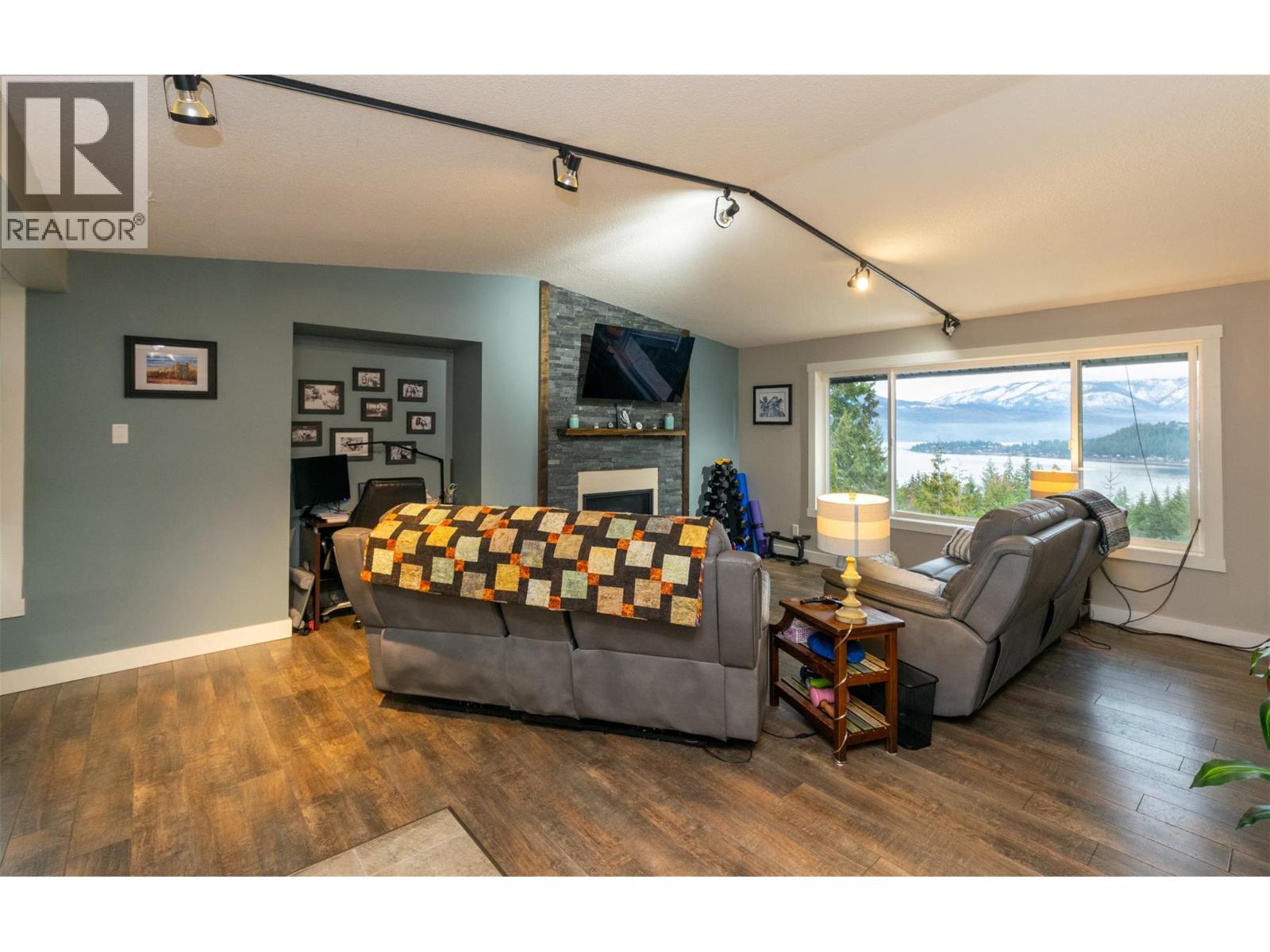 2617 Mountview Drive, Blind Bay, British Columbia  V0E 1H1 - Photo 18 - 10374831