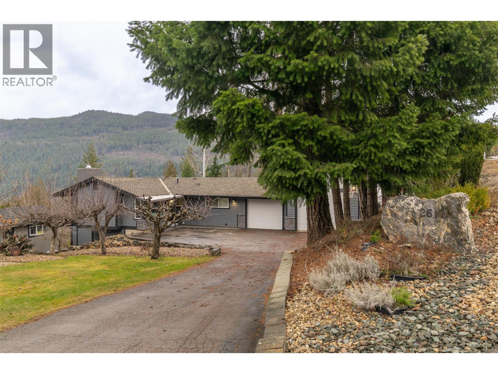 2617 Mountview Drive, Blind Bay, British Columbia  V0E 1H1 - Photo 5 - 10374831