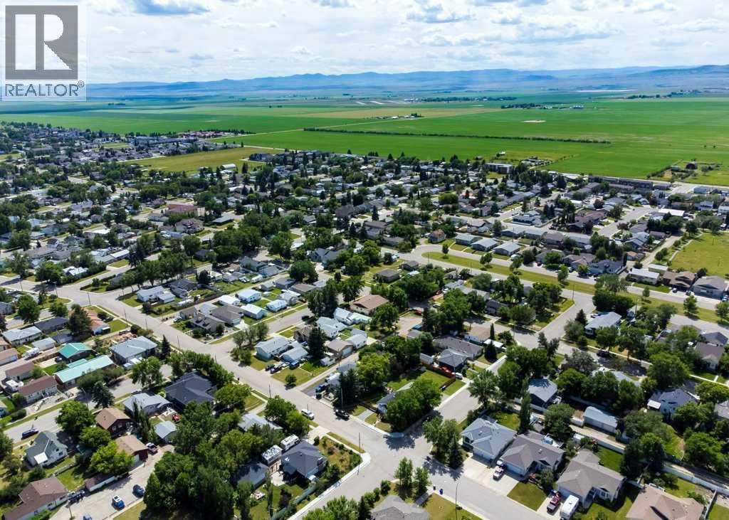 5223 3 Street W, Claresholm, Alberta  T0L 0T0 - Photo 41 - A2264489