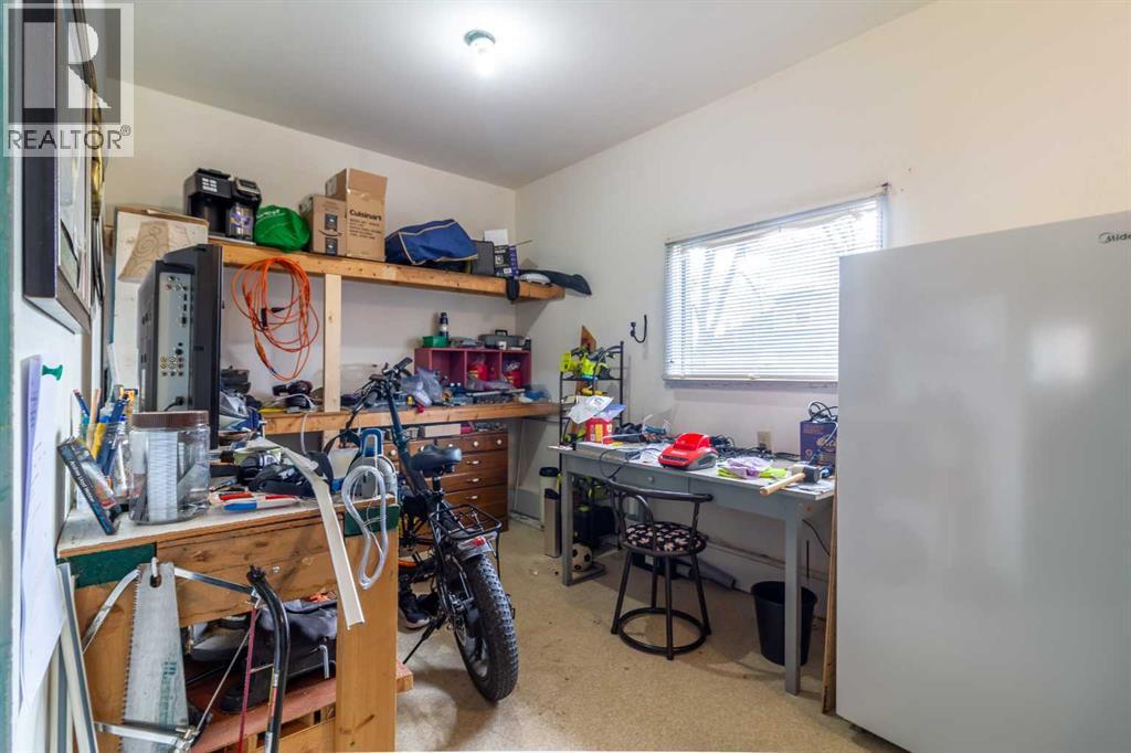 253 51 Avenue E, Claresholm, Alberta  T0L 0T0 - Photo 39 - A2284399