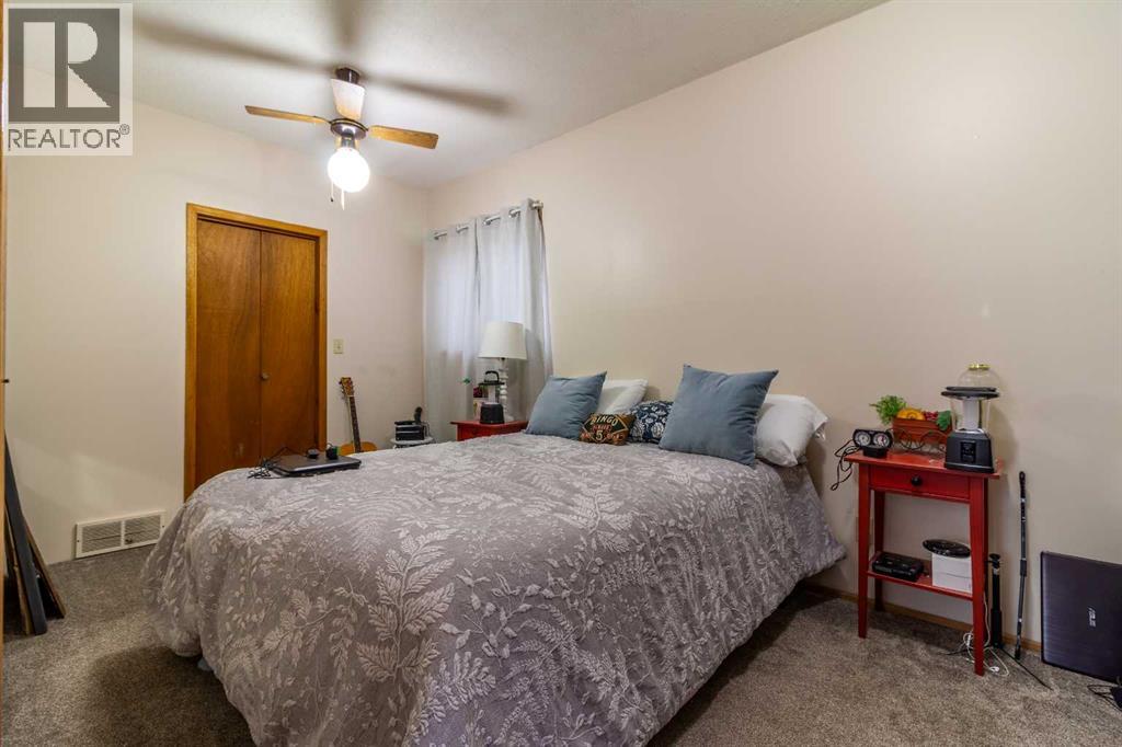 253 51 Avenue E, Claresholm, Alberta  T0L 0T0 - Photo 27 - A2284399