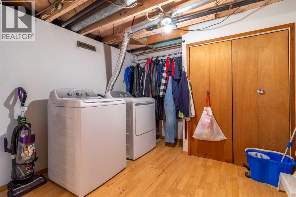 253 51 Avenue E, Claresholm, Alberta  T0L 0T0 - Photo 36 - A2284399