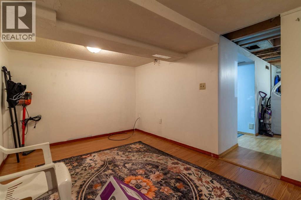 253 51 Avenue E, Claresholm, Alberta  T0L 0T0 - Photo 30 - A2284399