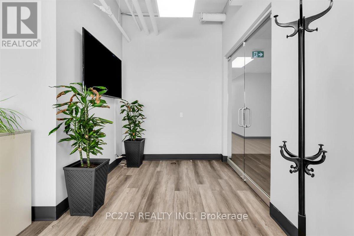 303 - 1275 Finch Avenue W, Toronto, Ontario  M3J 2G5 - Photo 13 - W12772180