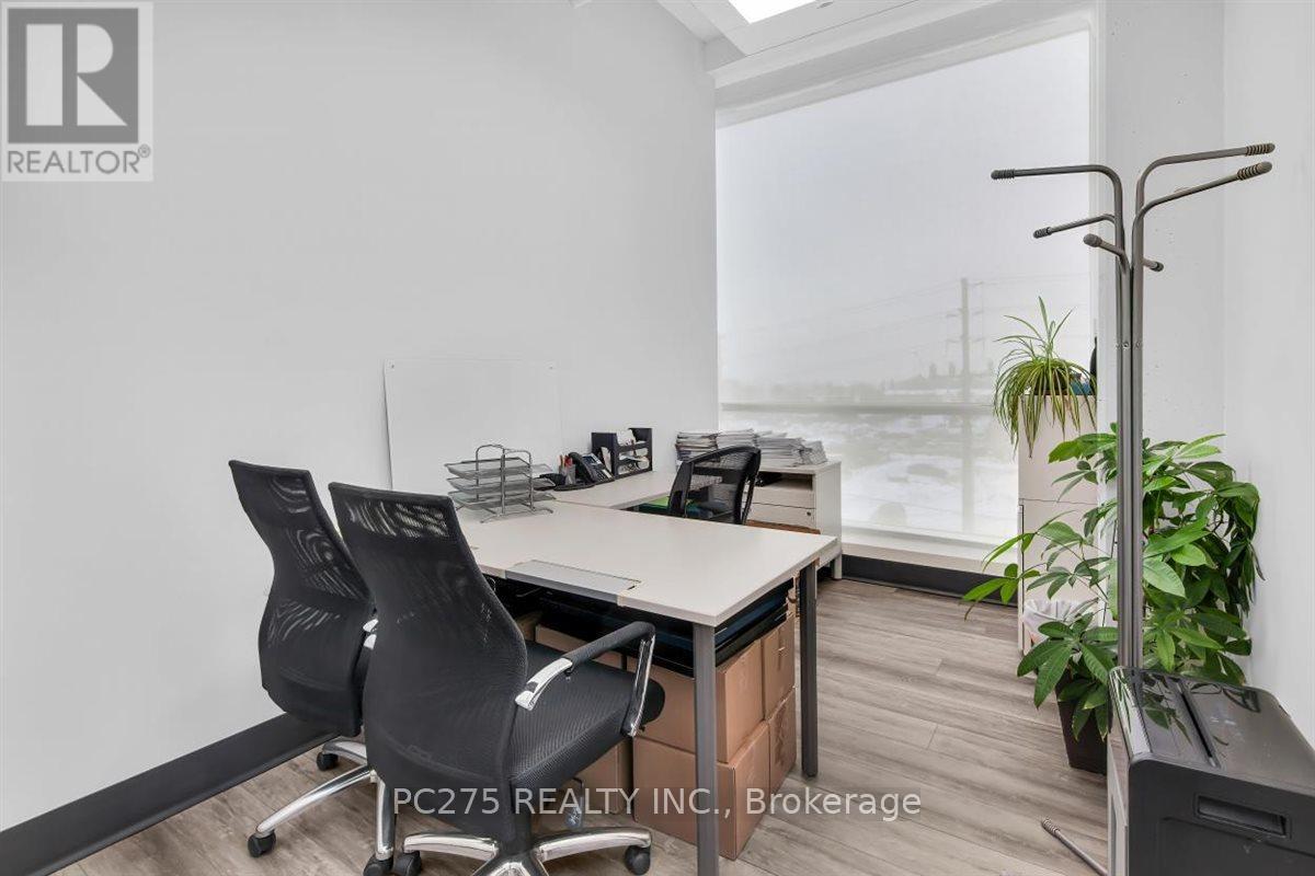 303 - 1275 Finch Avenue W, Toronto, Ontario  M3J 2G5 - Photo 21 - W12772180