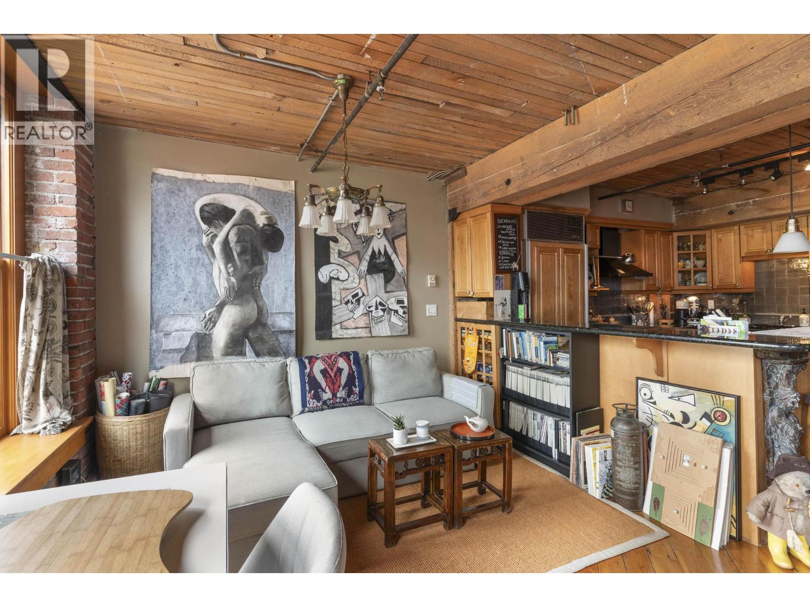 Listing Picture 14 of 31 : 301 41 ALEXANDER STREET, Vancouver / 溫哥華 - 魯藝地產 Yvonne Lu Group - MLS Medallion Club Member