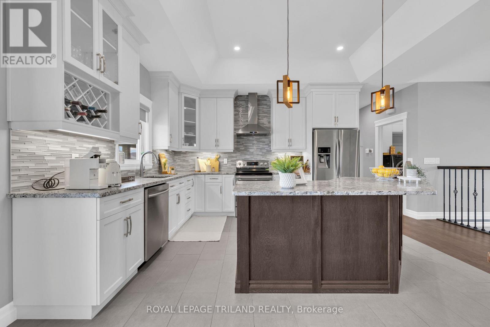 203 Spring Street, Windsor, Ontario  N0R 1A0 - Photo 10 - X12772078