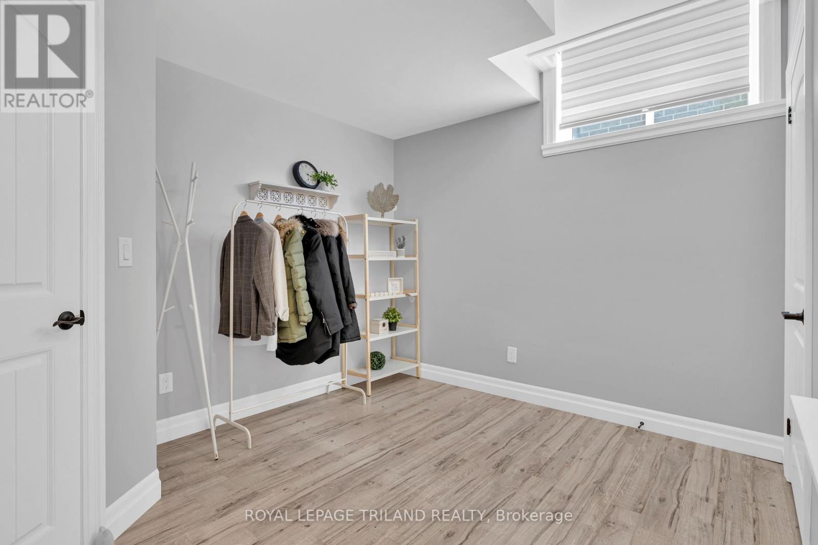 203 Spring Street, Windsor, Ontario  N0R 1A0 - Photo 29 - X12772078