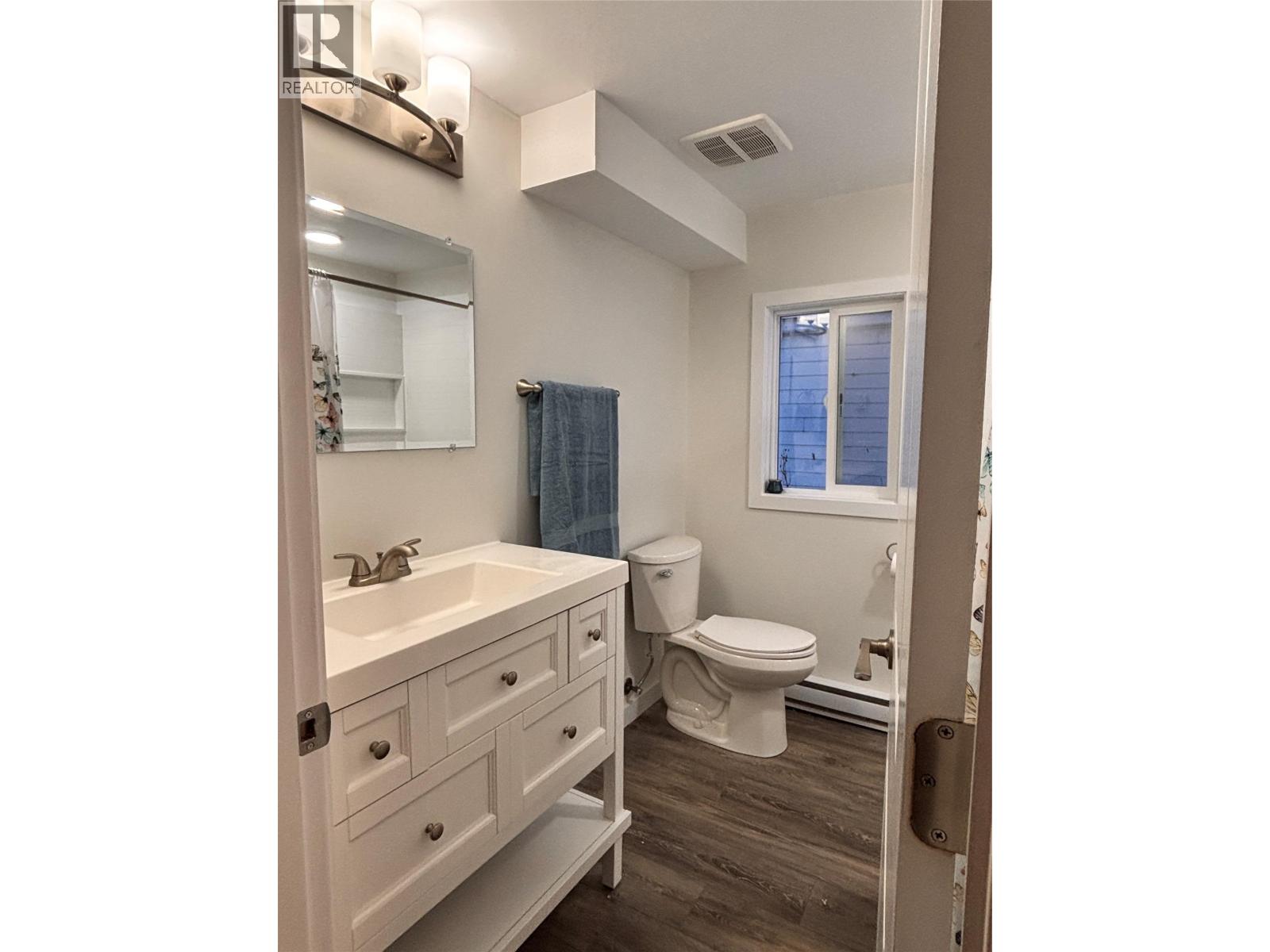 207 Foster Avenue, Clinton, British Columbia  V0K 1K0 - Photo 15 - 10370760