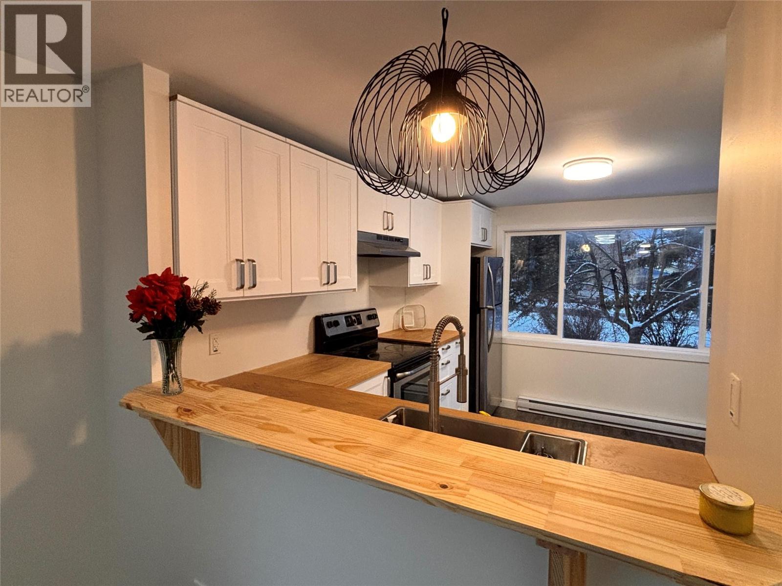 207 Foster Avenue, Clinton, British Columbia  V0K 1K0 - Photo 6 - 10370760